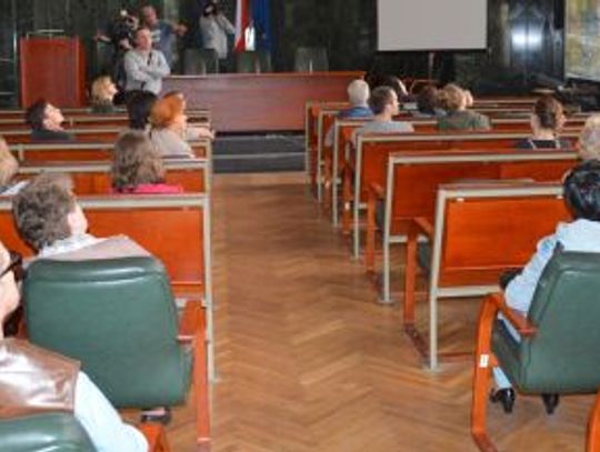 Zarzucają innym, a korzystają sami. "Dobra zmiana" dla radnych PiS-u w Chorzowie