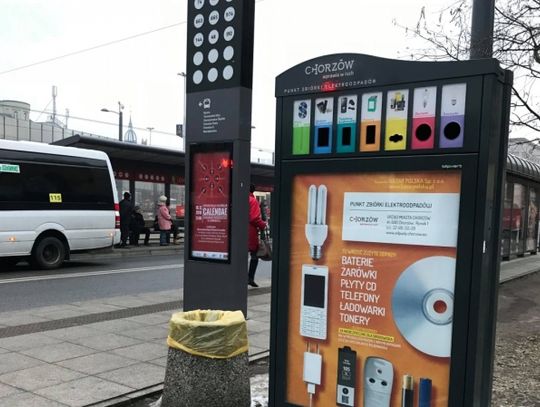 Zdewastowano pojemniki na elektroodpady w Chorzowie. Jeden jest już odrestaurowany i czeka na nową lokalizację