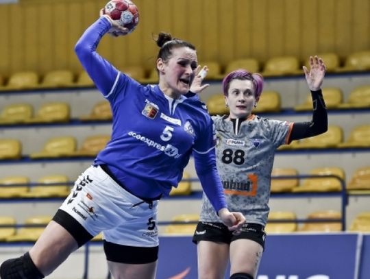 Zmiana godziny meczu z Perłą