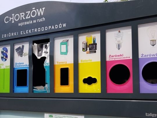 Zniszczono pojemniki na elektroodpady. Miasto zgłosi sprawę policji