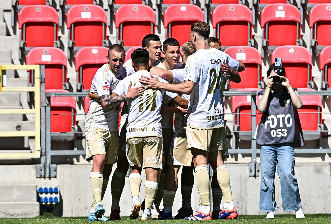 Strzeleckie show Niebieskich w Tychach. Ruch Chorzów rozgromił tamtejszy GKS aż 4:0!