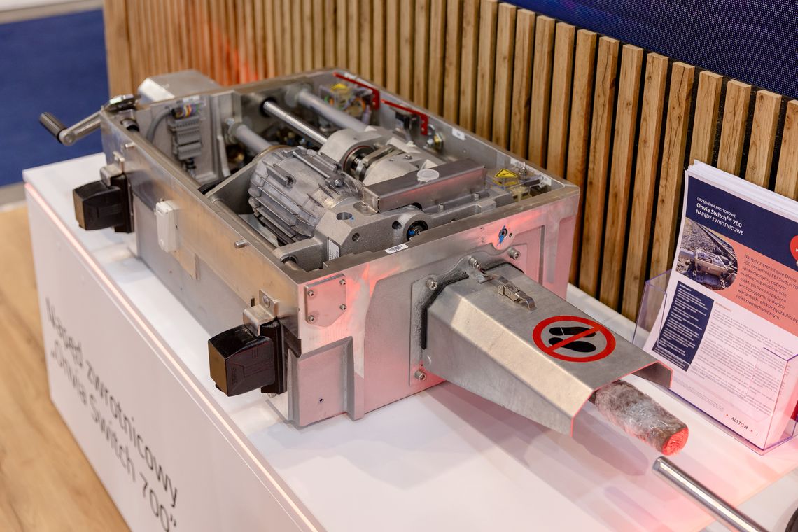 Alstom zajmie się przeglądami elektrycznych napędów zwrotnicowych. Łącznie wykona ich blisko 3500!