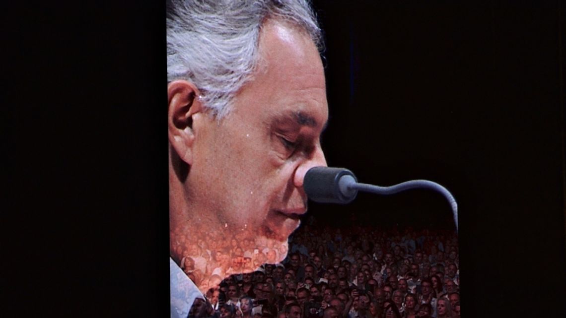 Andrea Bocelli zaśpiewał na Stadionie Śląskim. Do tej pory jest to jego największy biletowany koncert w Polsce! [ZDJĘCIA]