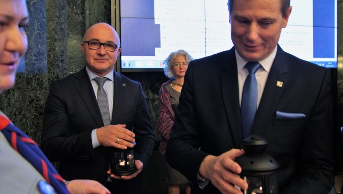 Betlejemskie Światełko Pokoju dotarło do Chorzowa Betlejemskie Światełko Pokoju dotarło do Chorzowa