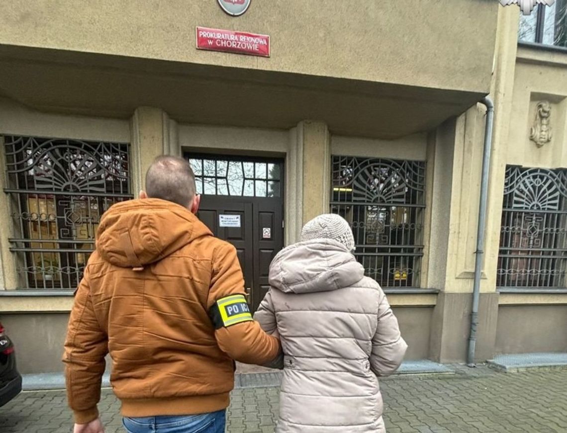 Chciała uniknąć Izby Wytrzeźwień. Zaproponowała policjantom łapówkę. Grozi jej do 10 lat!