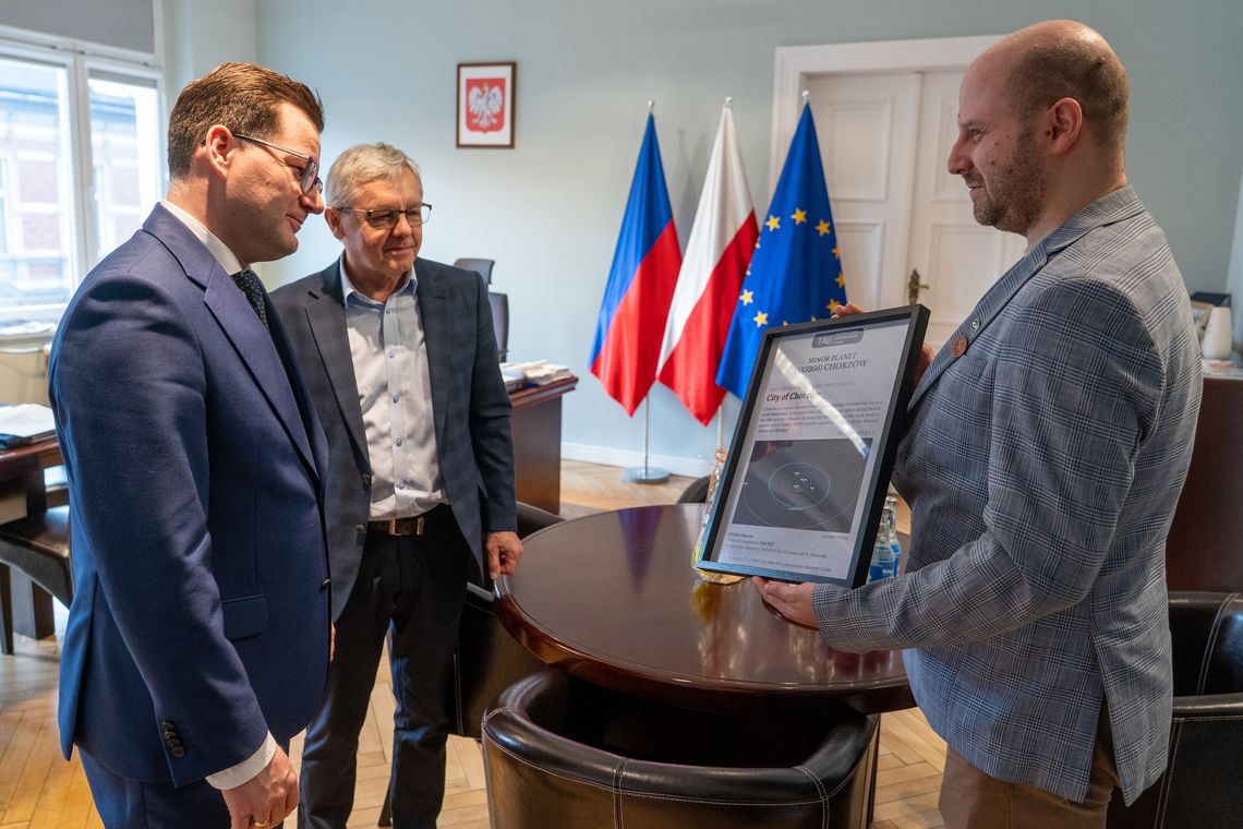 Chorzów oficjalnie w kosmosie! Znajdziecie go między orbitami Marsa i Jowisza... Chorzów oficjalnie w kosmosie! Znajdziecie go między orbitami Marsa i Jowisza...