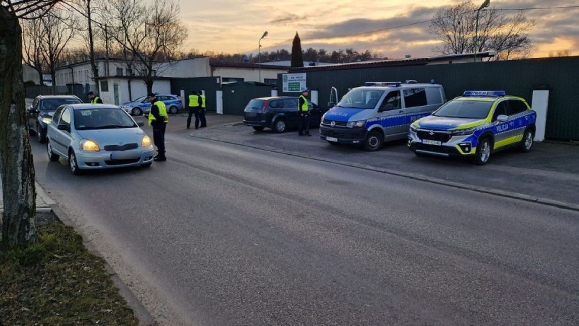 Chorzowscy policjanci szkolą praktykantów z Katowic 