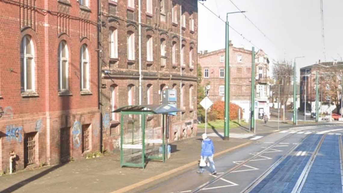 Chropaczów rozkwitnie dzięki nowym donicom kwietnym na ulicy Łagiewnickiej Chropaczów rozkwitnie dzięki nowym donicom kwietnym na ulicy Łagiewnickiej