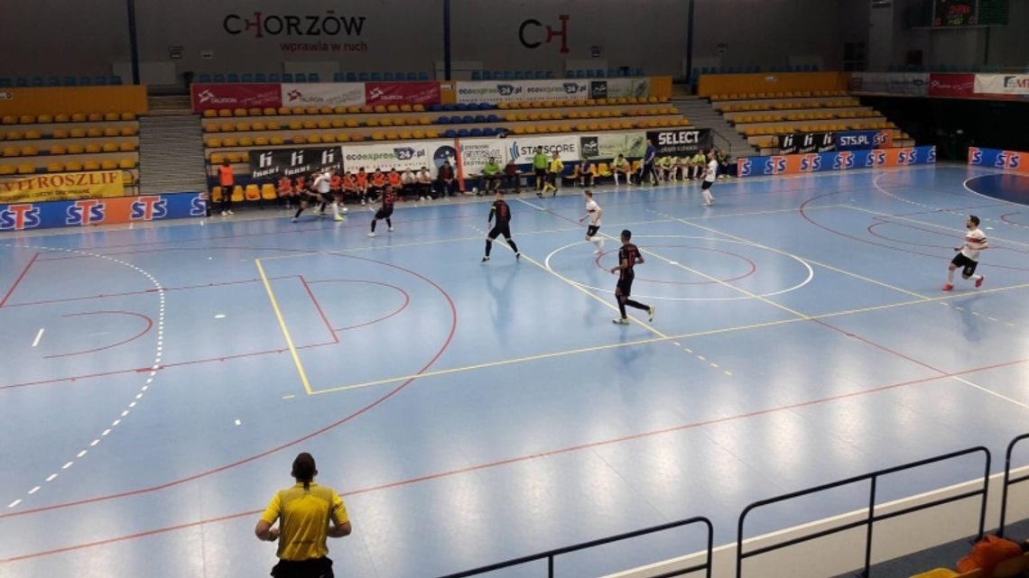 Clearex wygrywa z wiceliderem