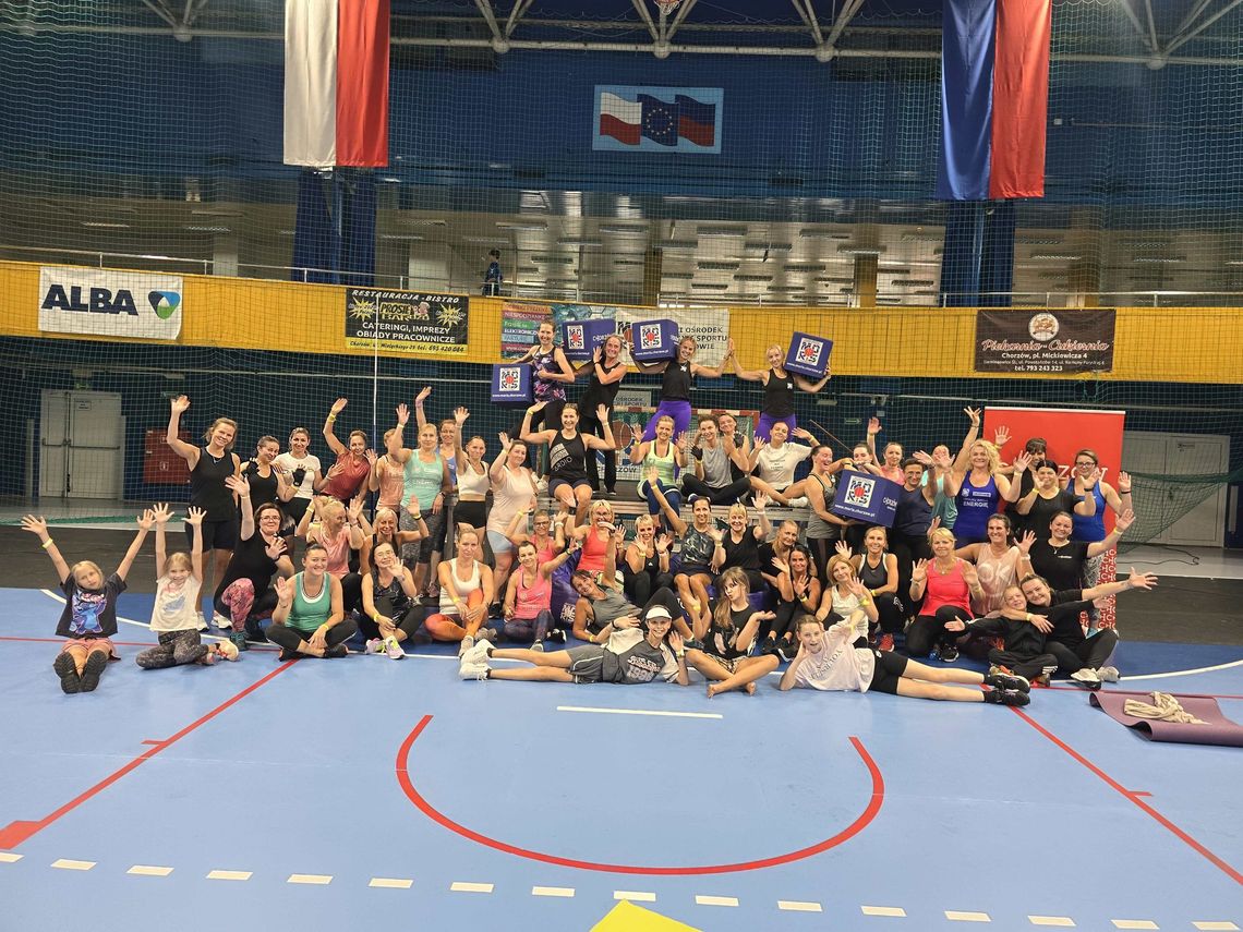 Coroczny maraton fitness Uwolnij Swoją Energię już za nami! Tym razem uczestnicy bawili się na hali Coroczny maraton fitness Uwolnij Swoją Energię już za nami! Tym razem uczestnicy bawili się na hali