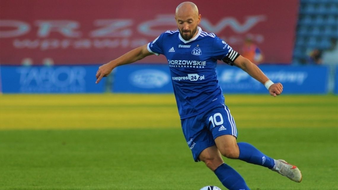 Cztery bramki Niebieskich! Ruch wysoko wygrywa z GKS-em Bełchatów