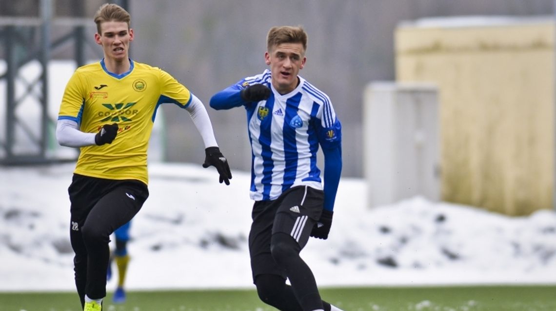 Dąbrowski wypożyczony do Broni