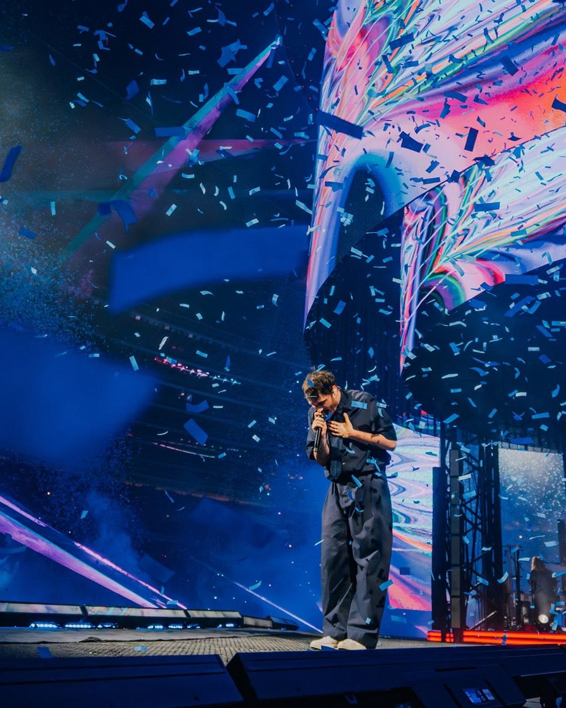 Dawid Podsiadło odpalił „OBROTOWY TOUR 2026”! Rekordowe 90 tysięcy fanów i wielkie niespodzianki w Chorzowie Dawid Podsiadło odpalił „OBROTOWY TOUR 2026”! Rekordowe 90 tysięcy fanów i wielkie niespodzianki w Chorzowie