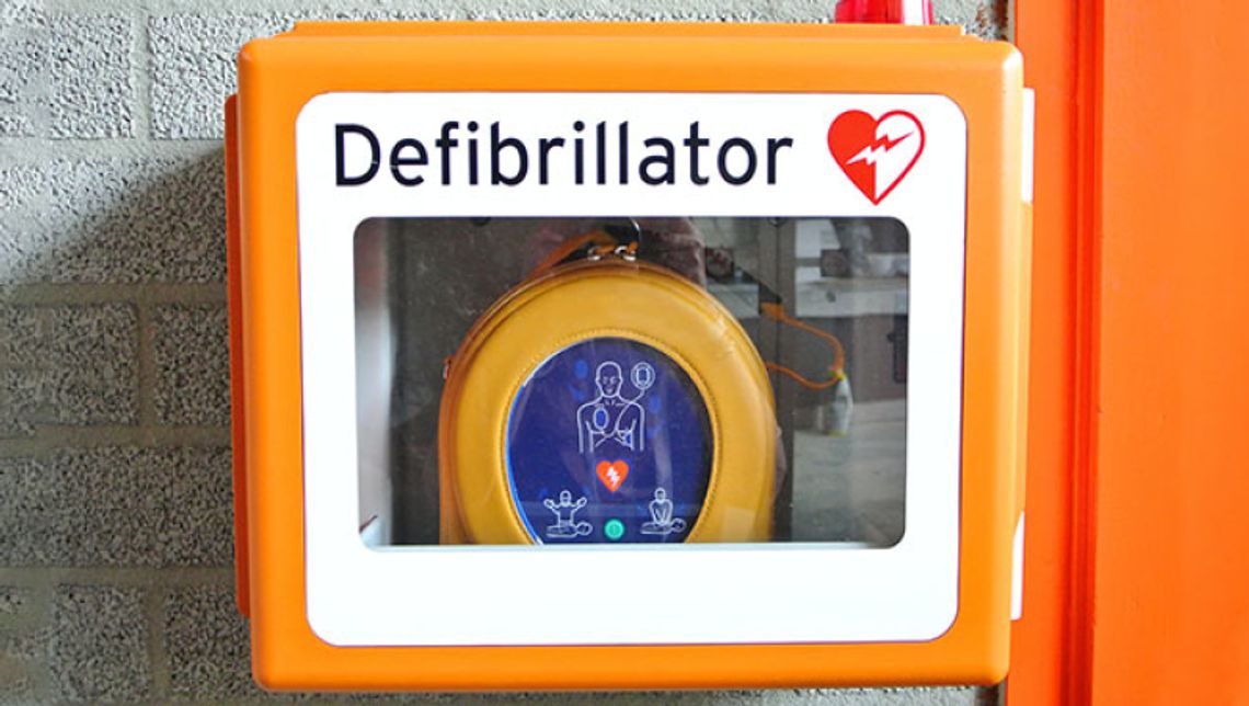 Defibrylatory na pokładzie