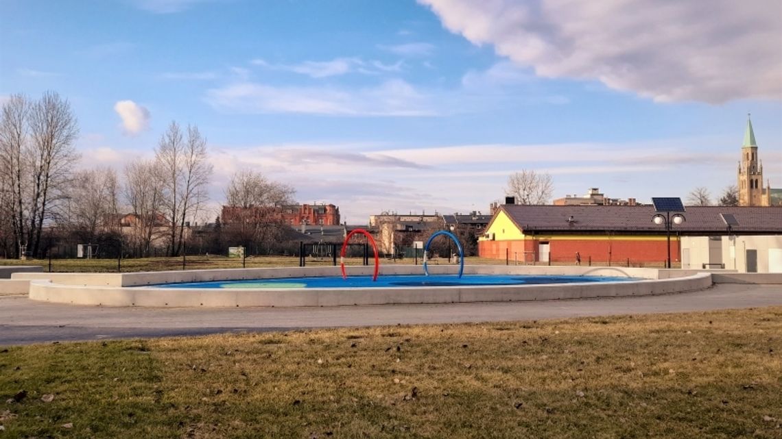 Długo wyczekiwany wodny plac zabaw prawie gotowy Długo wyczekiwany wodny plac zabaw prawie gotowy