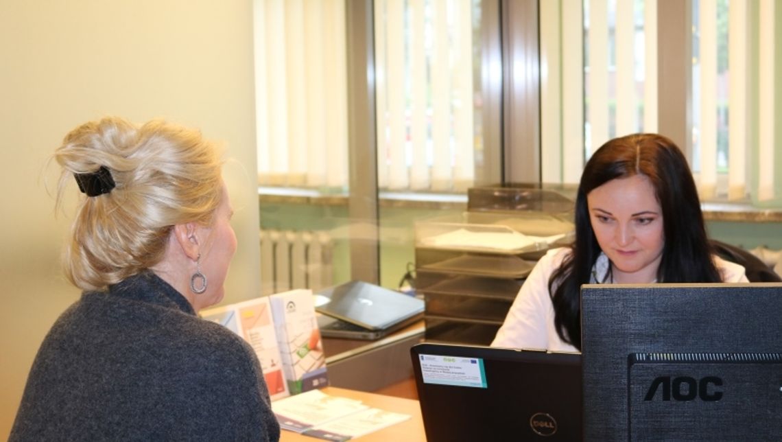 Do 1 marca emeryci i renciści muszą powiadomić ZUS o przychodach Do 1 marca emeryci i renciści muszą powiadomić ZUS o przychodach