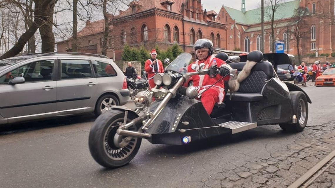 Do chorzowskich pacjentów Mikołaj przyjedzie motocyklem