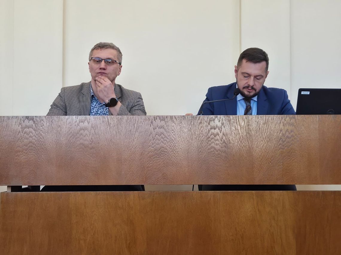 Dodatkowe środki dla ZOZ-u i decyzje finansowe Rady Miejskiej w Świętochłowicach Dodatkowe środki dla ZOZ-u i decyzje finansowe Rady Miejskiej w Świętochłowicach