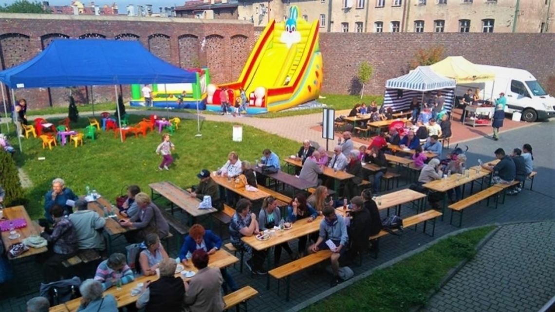 Dorośli Bajtlom Dorośli Bajtlom