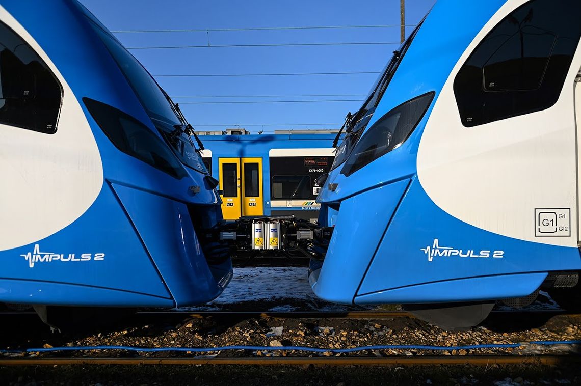 Dwa kolejne Impulsy 2 Kolei Śląskich już na torach