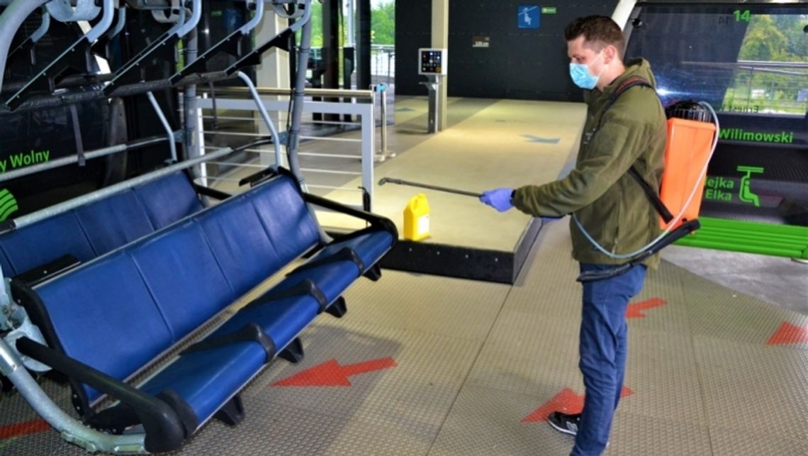 „Elka” czeka na pasażerów „Elka” czeka na pasażerów