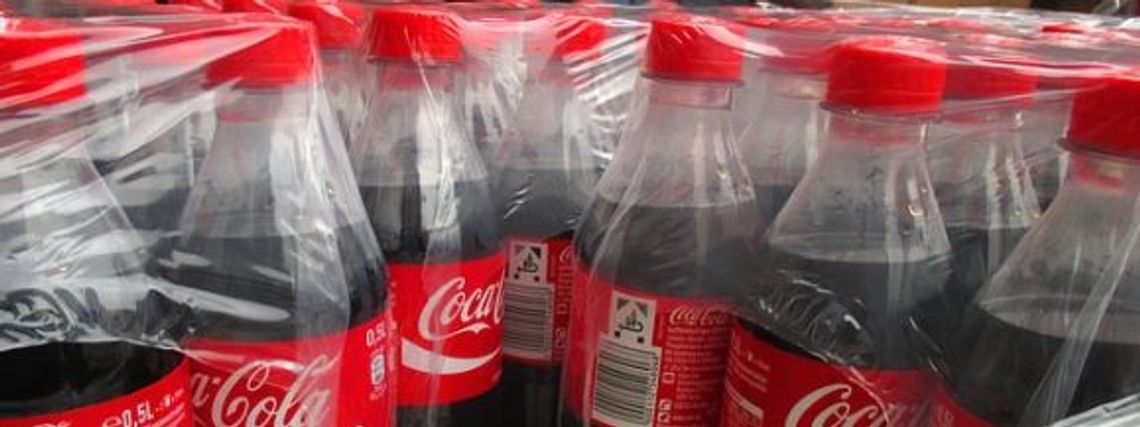 Gazeta: Ze sklepów w całej Polsce wycofano Coca-colę Light. Koncern wyjaśnia