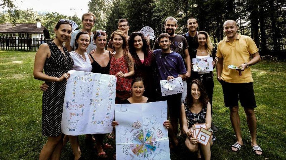 Graj by dowiedzieć się więcej