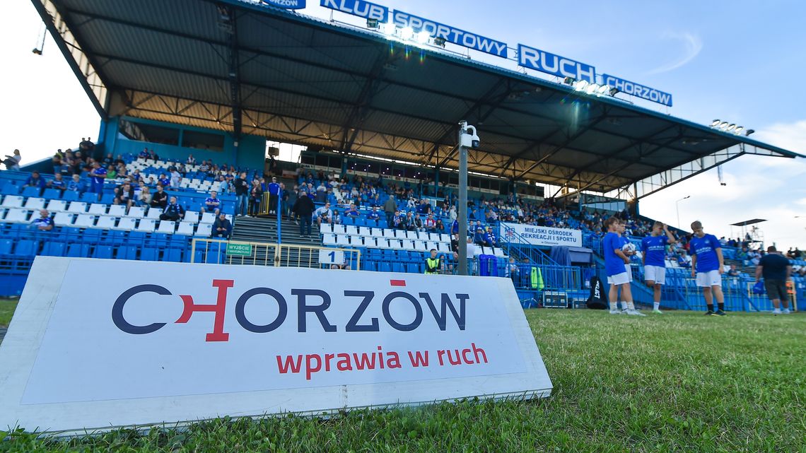 Co z historyczną trybuną krytą na stadionie przy Cichej 6?