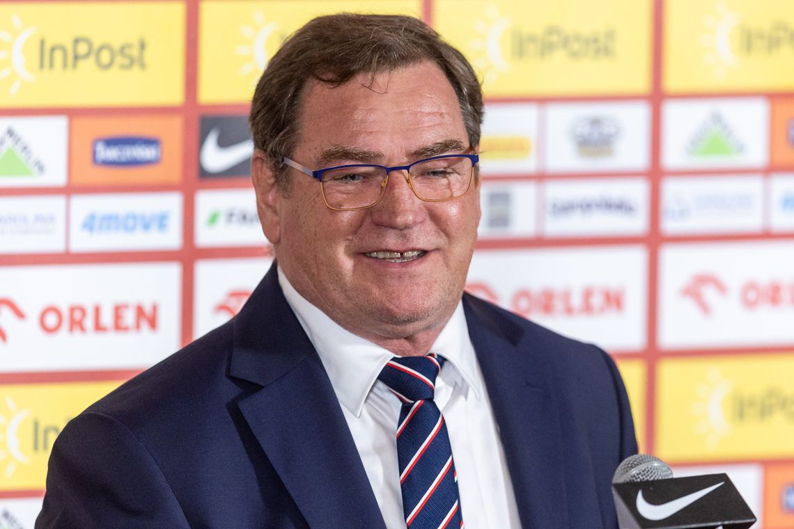 Jan Urban ogłosił powołania na wrześniowe zgrupowanie kadry. Sprawdź, kto może wystąpić w Chorzowie!