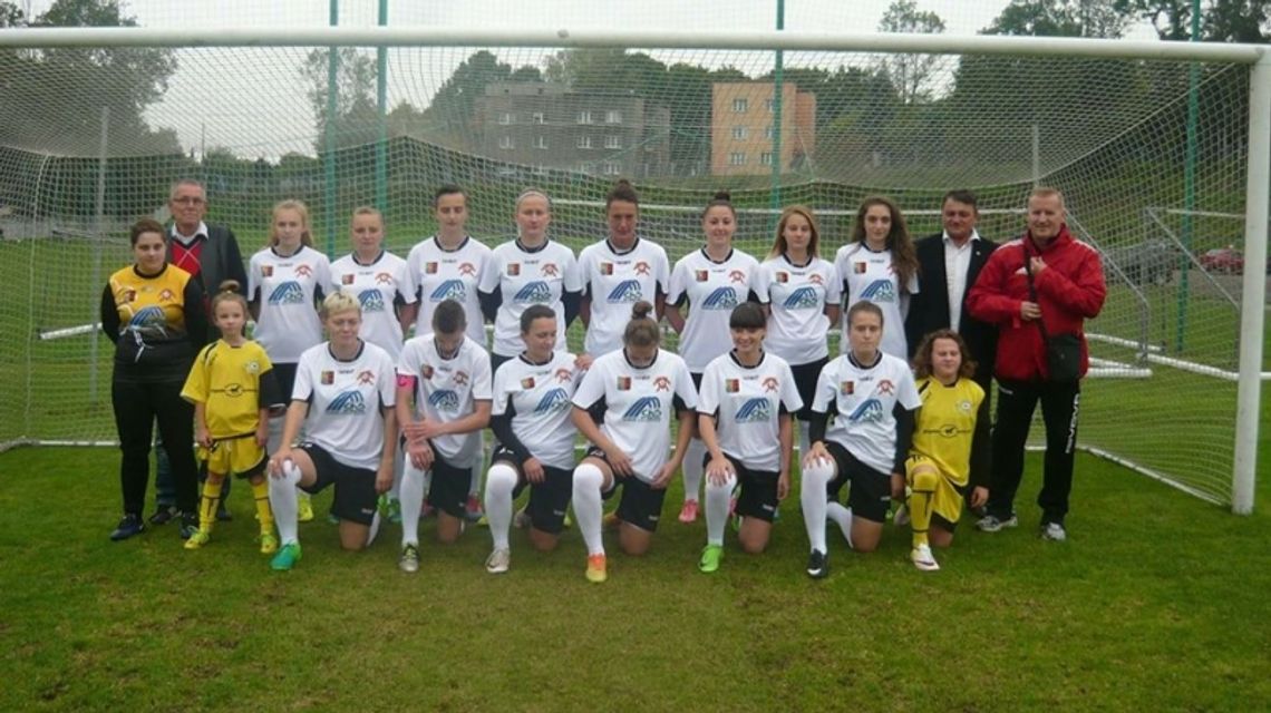 Jaskółki sprawdzą się w II lidze Jaskółki sprawdzą się w II lidze