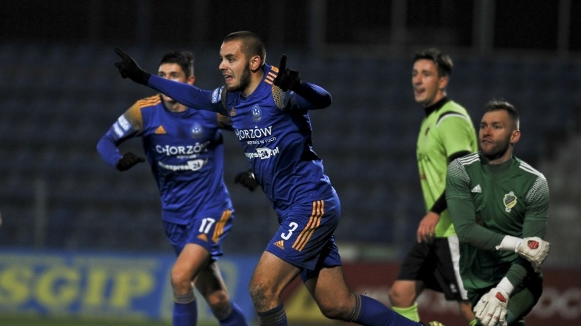 Kacper Kawula wraca do treningów! Kamil Chiliński nowym zawodnikiem "Niebieskich" Kacper Kawula wraca do treningów! Kamil Chiliński nowym zawodnikiem "Niebieskich"