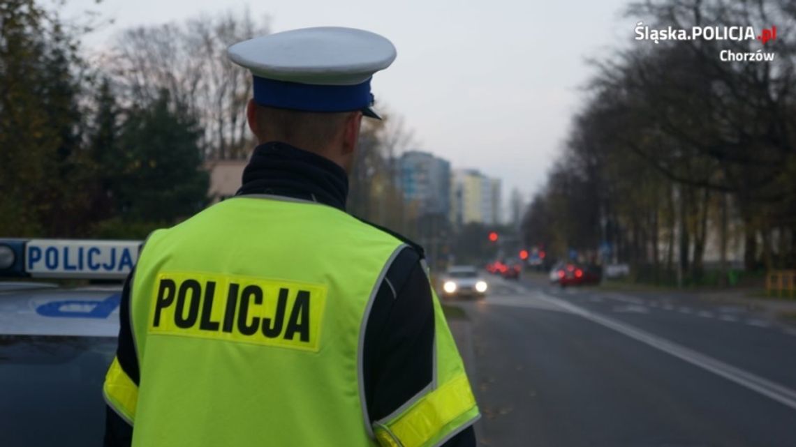 Kolejne dwa auta z cofniętymi licznikami