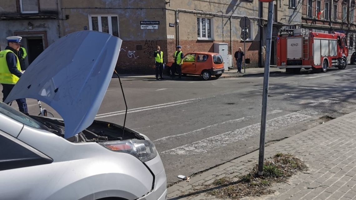 Kolizja na skrzyżowaniu ulic Wandy i Reymonta. To kolejna taka sytuacja w tym miejscu