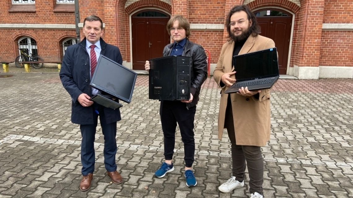 Komputery trafiły do SP nr 17 w Chorzowie
