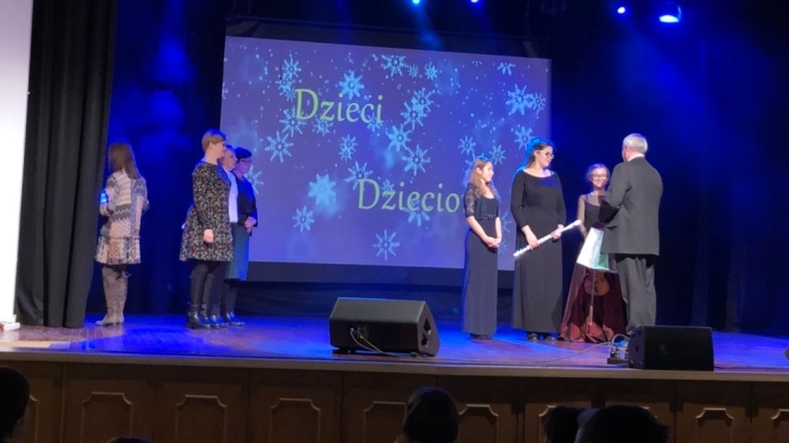 Koncert "Dzieci - dzieciom"[Fotorelacja]