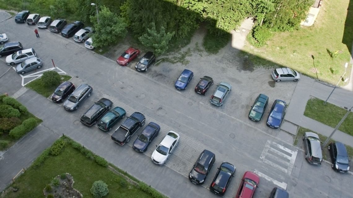 Koncertowy niezbędnik. Komunikacja i parkingi podczas koncertu Guns N’Roses Koncertowy niezbędnik. Komunikacja i parkingi podczas koncertu Guns N’Roses