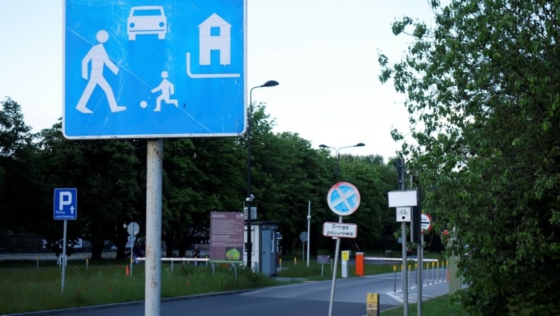 Konflikt rodziców z Parkiem Śląskim. Czy powinni płacić za dojazd do szkółki? Konflikt rodziców z Parkiem Śląskim. Czy powinni płacić za dojazd do szkółki?