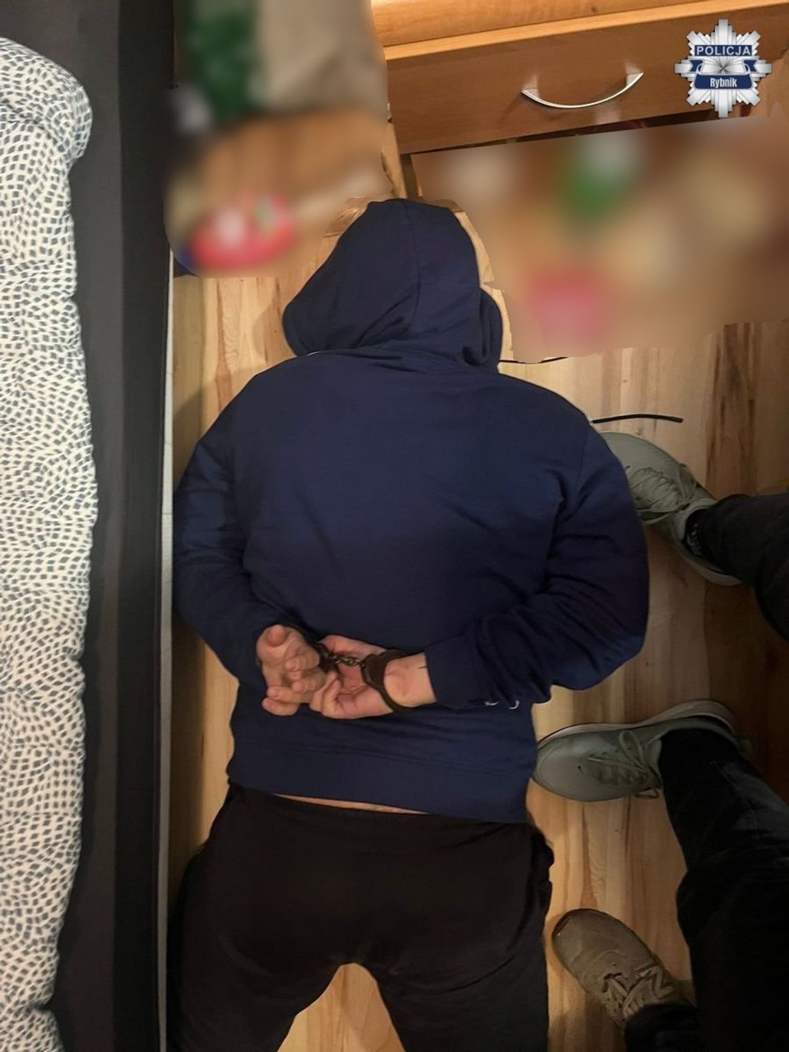 Kradli w popularnych sklepach spożywczych. Skradzione produkty sprzedawali mieszkańcowi Chorzowa! Kradli w popularnych sklepach spożywczych. Skradzione produkty sprzedawali mieszkańcowi Chorzowa!