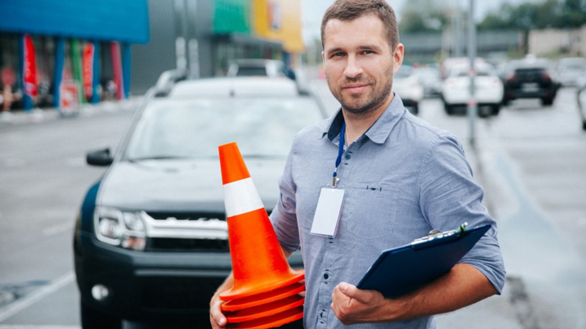 Kurs na prawo jazdy wysokiej jakości nie przygotowuje tylko do egazminu