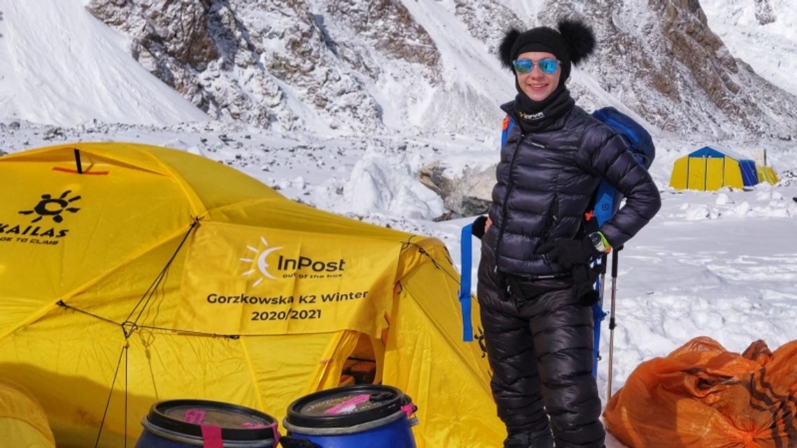 Magda Gorzkowska pozdrawia z bazy pod K2