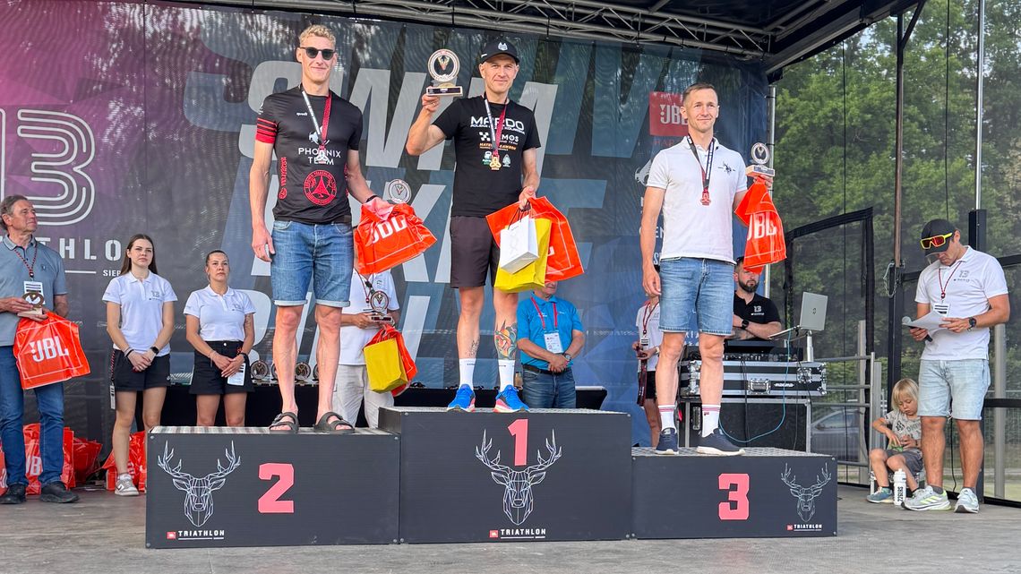 Martin Dobkowski z Chorzowa ze złotem w kategorii M30–34 na dystansie 1/2 Ironmana