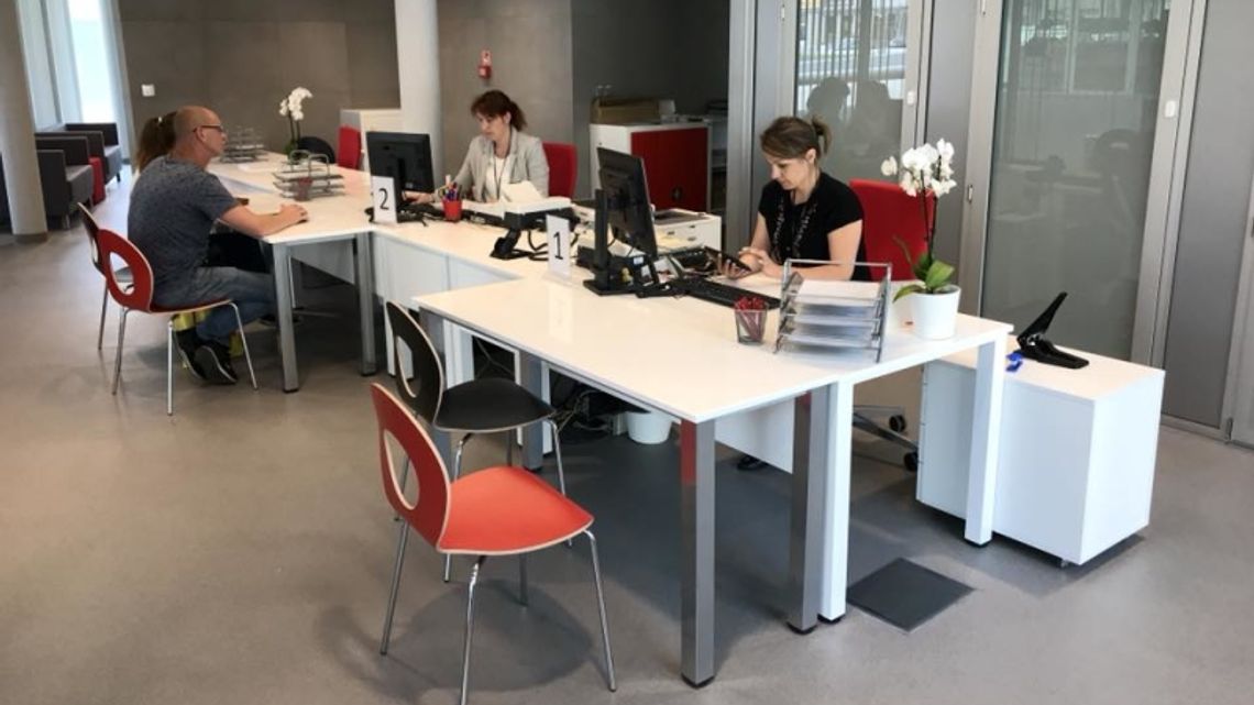 Miasto chce skrócić kolejki dla rejestrujących pojazdy Miasto chce skrócić kolejki dla rejestrujących pojazdy