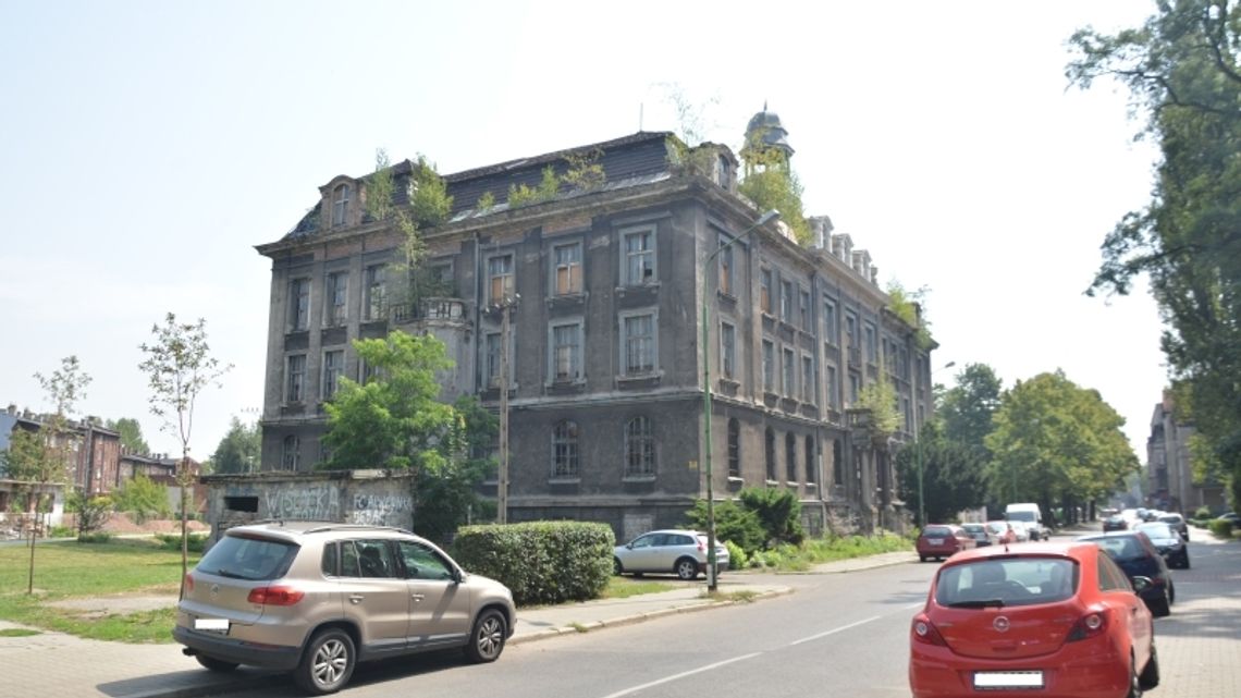 Miasto wykupi hajducki ratusz Miasto wykupi hajducki ratusz