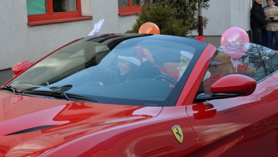 Mikołaj w czerwonym Ferrari? Takie rzeczy tylko w Chorzowie!