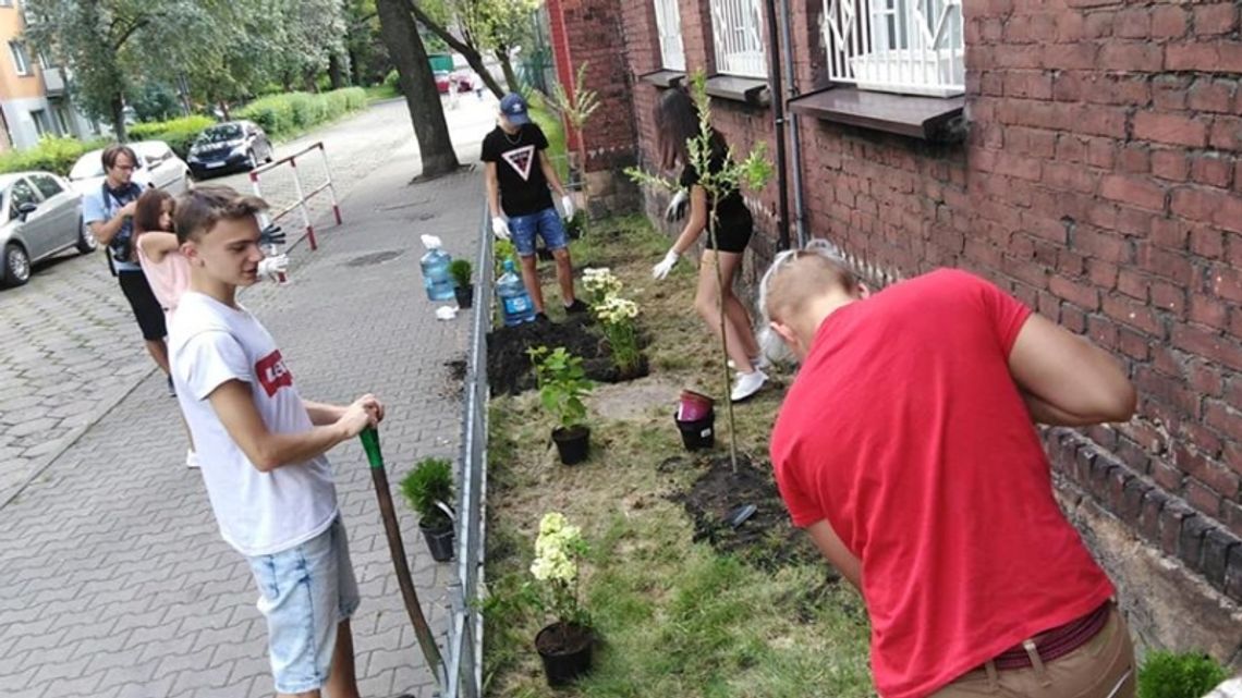 Młodzież wystartowała z ekologiczną inicjatywą Młodzież wystartowała z ekologiczną inicjatywą