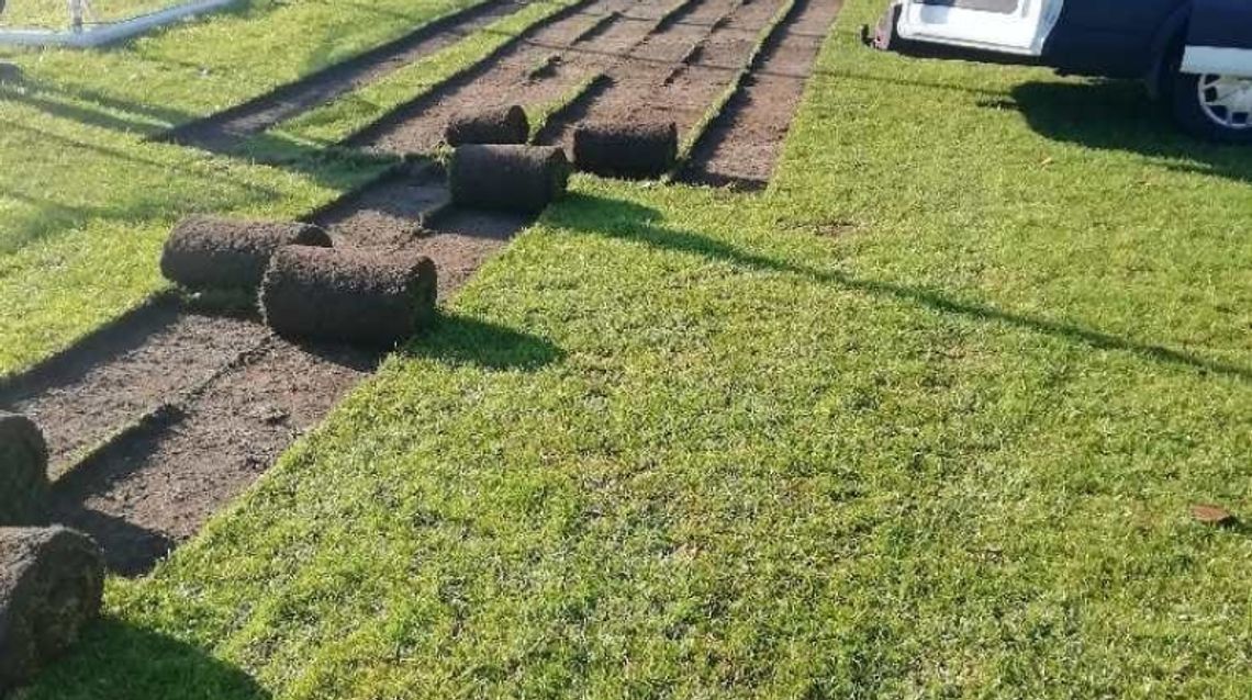 Na "Kresach" powstaje boisko ze sztuczną murawą