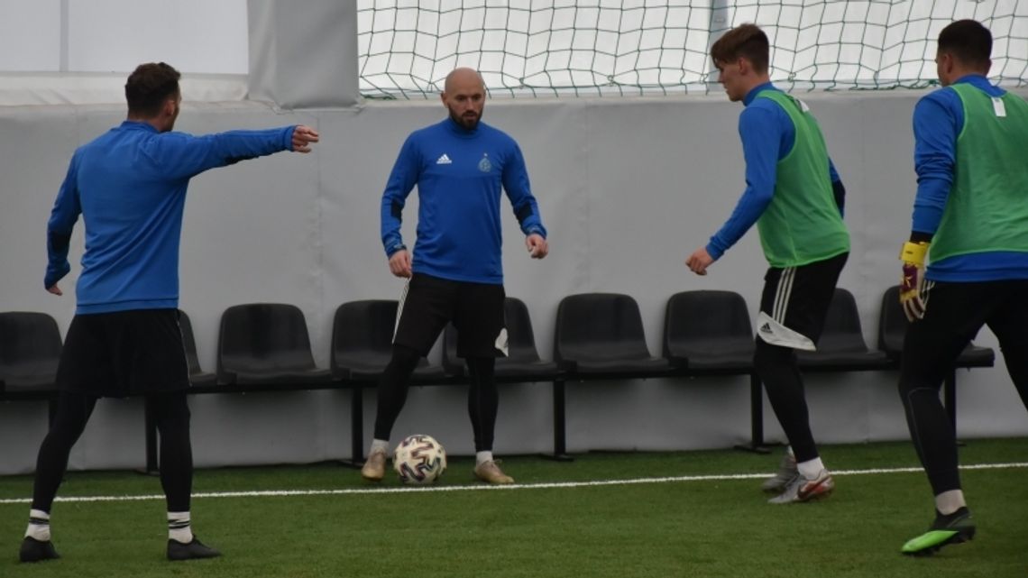 Niebiescy trenowali w Football-on 