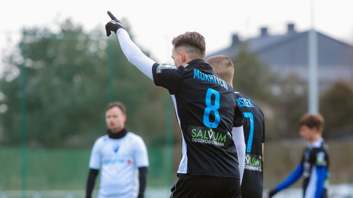 Niebiescy wygrywają z MKS-em Myszków