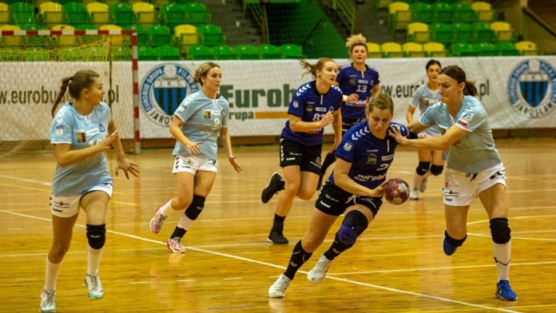 Niebieskie przegrywają w Jarosławiu