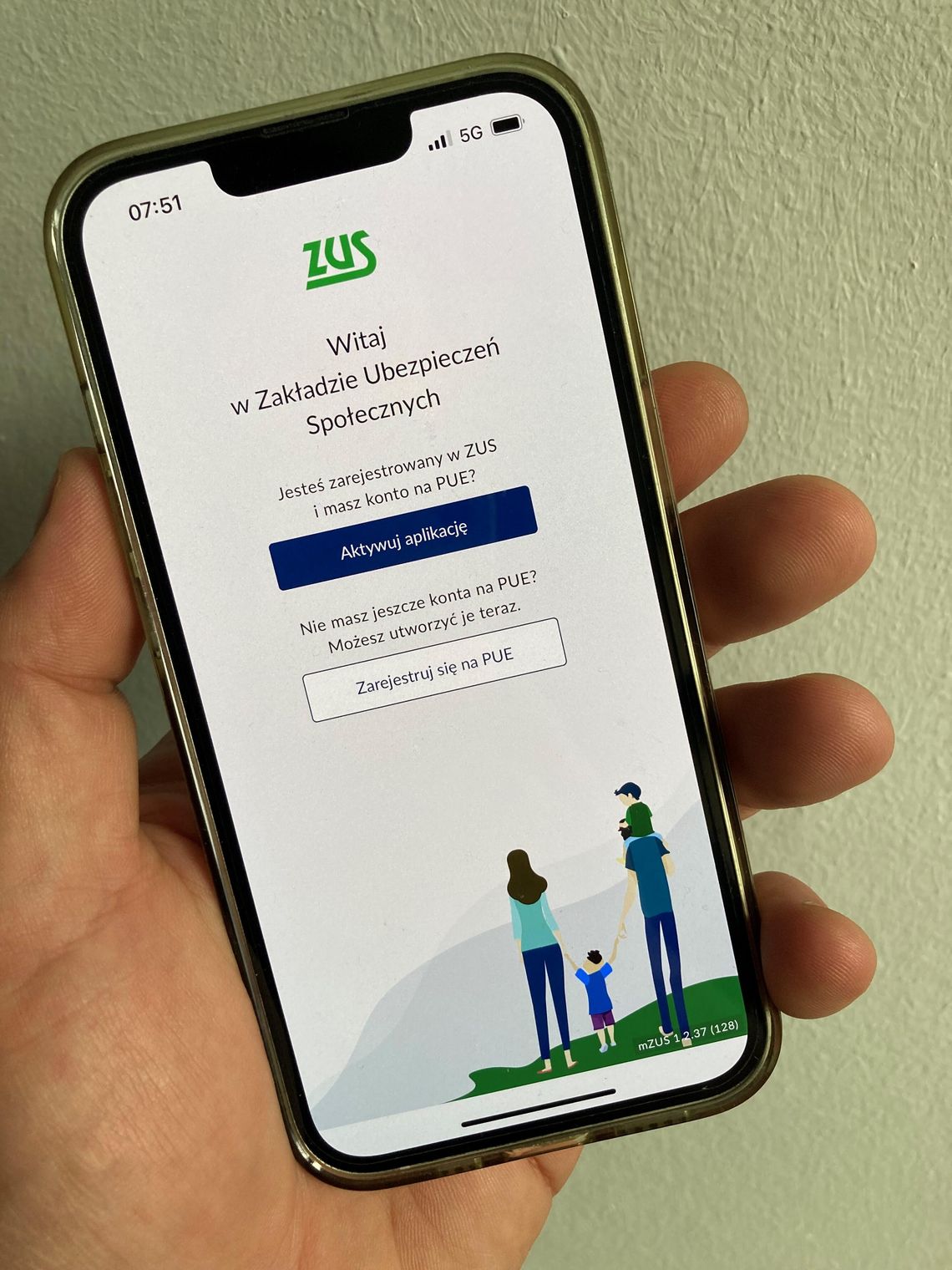 Nowe funkcje w mZUS, rośnie też liczba użytkowników